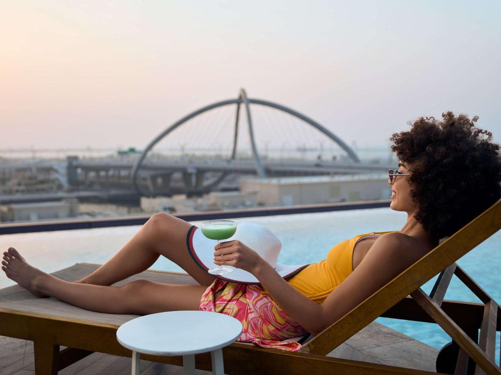 Ibis Styles Dubai Deira Hotel Екстериор снимка